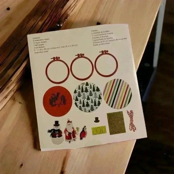 Creatology Christmas Craft Kits. New. 3 Ornament Kits and 2 Wreath Kits. - Picture 7 of 7